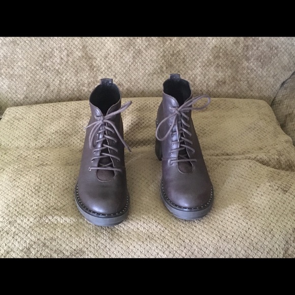 Shoes - Petite brown leather lace-up combat boots